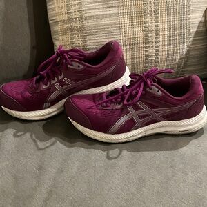 ASICS Women's Gel Contend 8 Running Shoes in Rich Pink/Purple size 8 1/2